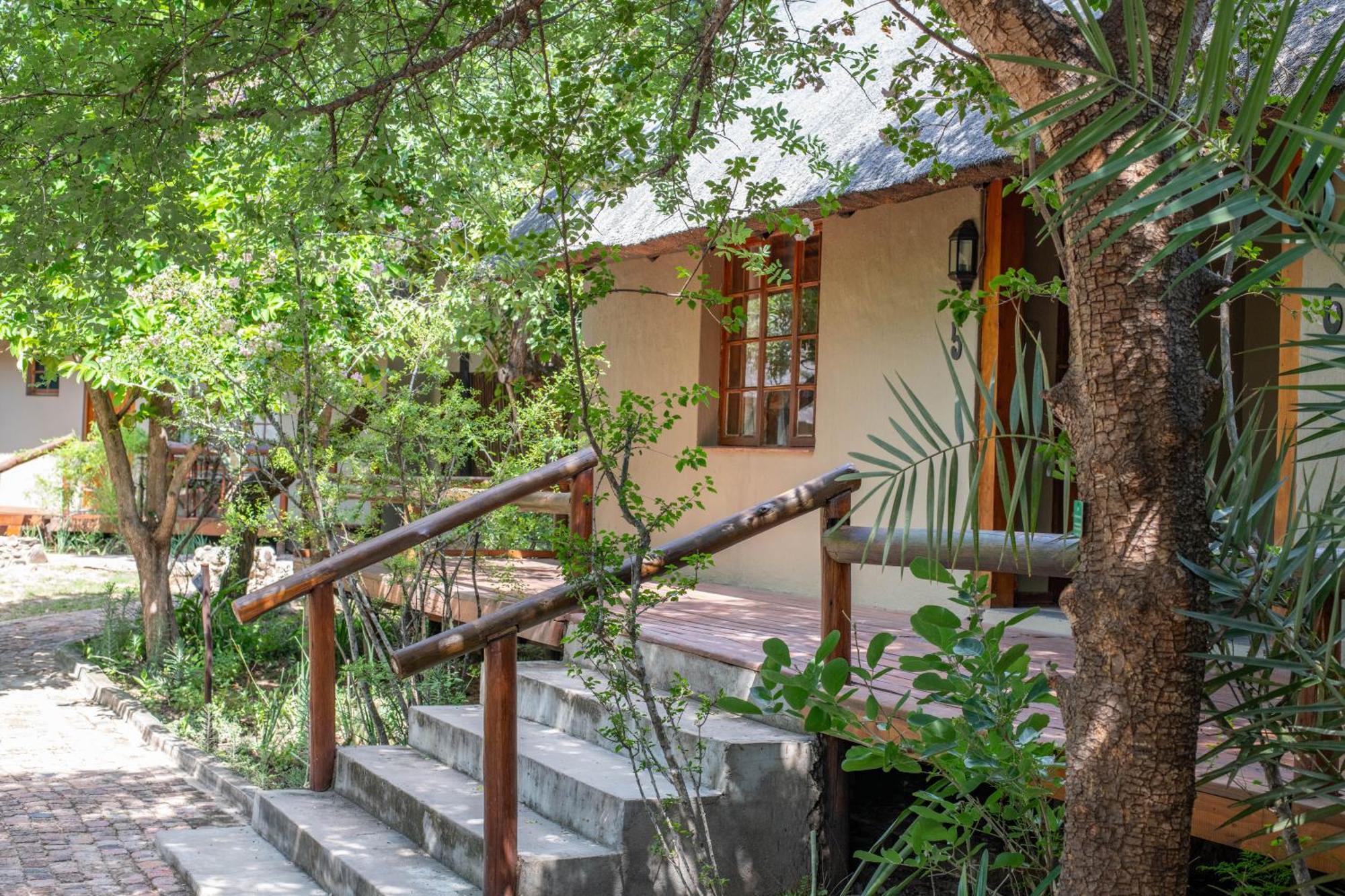 Thornhill Safari Lodge Guernsey Nature Reserve Exterior photo